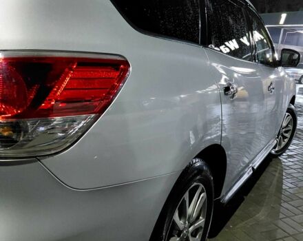 Сірий Ніссан Патфайндер, об'ємом двигуна 3.5 л та пробігом 240 тис. км за 13000 $, фото 5 на Automoto.ua