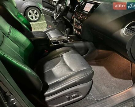 Серый Ниссан Патфайндер, объемом двигателя 2.49 л и пробегом 164 тыс. км за 12799 $, фото 7 на Automoto.ua