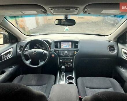 Сірий Ніссан Патфайндер, об'ємом двигуна 3.5 л та пробігом 99 тис. км за 13000 $, фото 11 на Automoto.ua