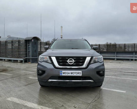 Серый Ниссан Патфайндер, объемом двигателя 3.5 л и пробегом 138 тыс. км за 14990 $, фото 1 на Automoto.ua