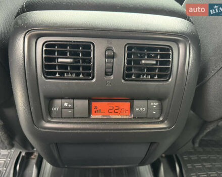 Сірий Ніссан Патфайндер, об'ємом двигуна 3.5 л та пробігом 171 тис. км за 12750 $, фото 29 на Automoto.ua