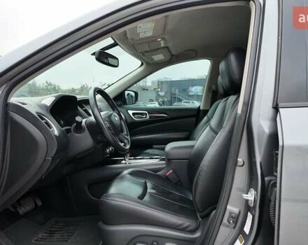 Серый Ниссан Патфайндер, объемом двигателя 3.5 л и пробегом 138 тыс. км за 14990 $, фото 16 на Automoto.ua