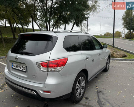 Сірий Ніссан Патфайндер, об'ємом двигуна 3.5 л та пробігом 171 тис. км за 12750 $, фото 3 на Automoto.ua