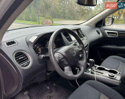 Сірий Ніссан Патфайндер, об'ємом двигуна 3.5 л та пробігом 171 тис. км за 12750 $, фото 16 на Automoto.ua