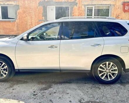 Серый Ниссан Патфайндер, объемом двигателя 3.5 л и пробегом 218 тыс. км за 13500 $, фото 7 на Automoto.ua