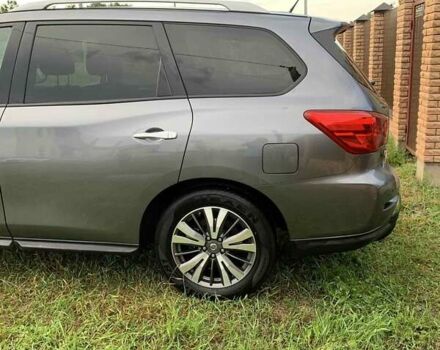 Сірий Ніссан Патфайндер, об'ємом двигуна 3.5 л та пробігом 179 тис. км за 15700 $, фото 14 на Automoto.ua