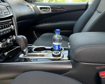 Серый Ниссан Патфайндер, объемом двигателя 3.5 л и пробегом 160 тыс. км за 12999 $, фото 12 на Automoto.ua