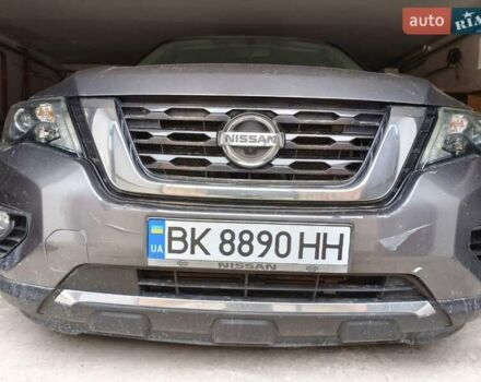 Сірий Ніссан Патфайндер, об'ємом двигуна 3.5 л та пробігом 179 тис. км за 15700 $, фото 17 на Automoto.ua