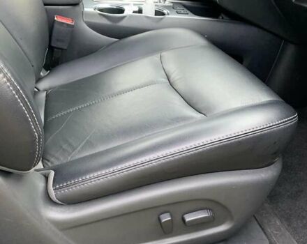 Сірий Ніссан Патфайндер, об'ємом двигуна 3.5 л та пробігом 179 тис. км за 15700 $, фото 6 на Automoto.ua