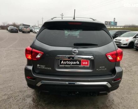 Серый Ниссан Патфайндер, объемом двигателя 3.5 л и пробегом 93 тыс. км за 20190 $, фото 5 на Automoto.ua