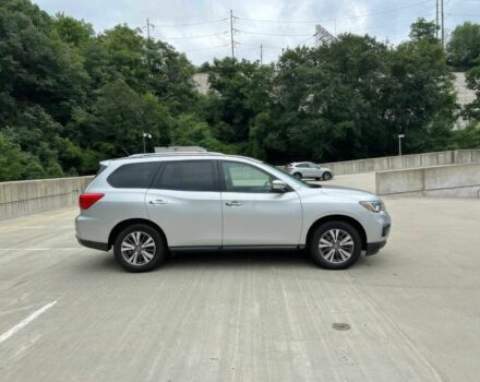 Сірий Ніссан Патфайндер, об'ємом двигуна 3.5 л та пробігом 41 тис. км за 18500 $, фото 7 на Automoto.ua