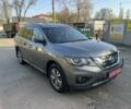 Серый Ниссан Патфайндер, объемом двигателя 3.5 л и пробегом 260 тыс. км за 271 $, фото 2 на Automoto.ua