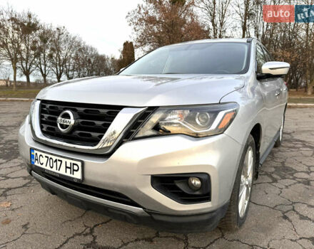 Серый Ниссан Патфайндер, объемом двигателя 3.5 л и пробегом 169 тыс. км за 15500 $, фото 7 на Automoto.ua