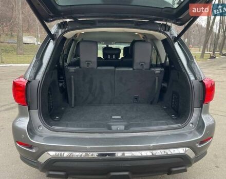 Серый Ниссан Патфайндер, объемом двигателя 3.5 л и пробегом 128 тыс. км за 18300 $, фото 25 на Automoto.ua