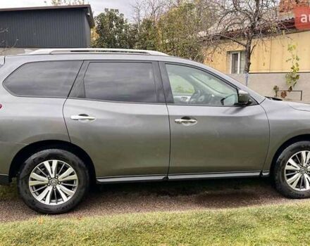 Серый Ниссан Патфайндер, объемом двигателя 3.5 л и пробегом 128 тыс. км за 18300 $, фото 24 на Automoto.ua
