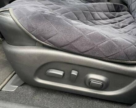 Серый Ниссан Патфайндер, объемом двигателя 3.5 л и пробегом 128 тыс. км за 18300 $, фото 4 на Automoto.ua