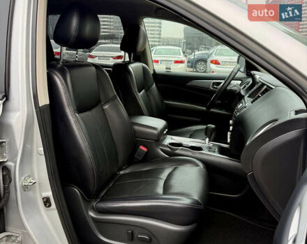 Серый Ниссан Патфайндер, объемом двигателя 3.5 л и пробегом 176 тыс. км за 13700 $, фото 41 на Automoto.ua