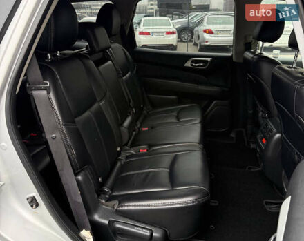 Серый Ниссан Патфайндер, объемом двигателя 3.5 л и пробегом 176 тыс. км за 13700 $, фото 38 на Automoto.ua