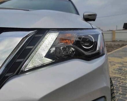 Серый Ниссан Патфайндер, объемом двигателя 3.5 л и пробегом 132 тыс. км за 18800 $, фото 28 на Automoto.ua