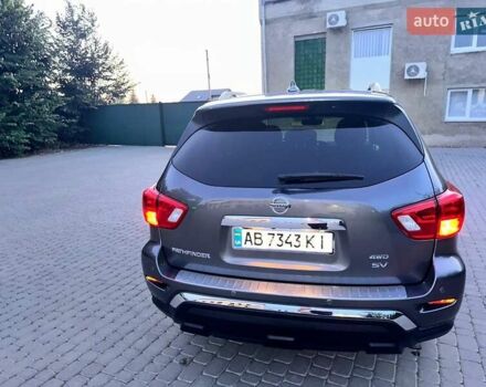 Серый Ниссан Патфайндер, объемом двигателя 3.5 л и пробегом 100 тыс. км за 18600 $, фото 7 на Automoto.ua