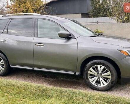 Серый Ниссан Патфайндер, объемом двигателя 3.5 л и пробегом 128 тыс. км за 18300 $, фото 21 на Automoto.ua