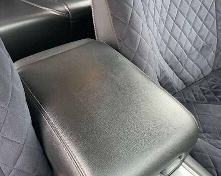 Серый Ниссан Патфайндер, объемом двигателя 3.5 л и пробегом 128 тыс. км за 18300 $, фото 6 на Automoto.ua