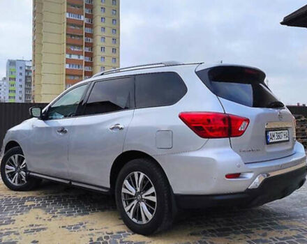 Серый Ниссан Патфайндер, объемом двигателя 3.5 л и пробегом 132 тыс. км за 18800 $, фото 6 на Automoto.ua