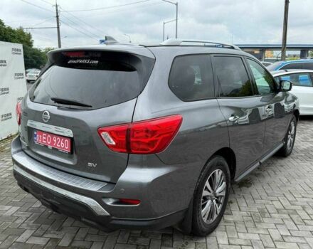 Серый Ниссан Патфайндер, объемом двигателя 3.5 л и пробегом 189 тыс. км за 11500 $, фото 3 на Automoto.ua