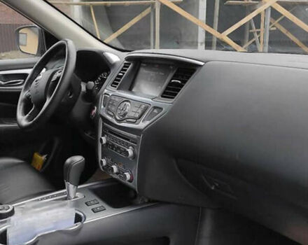 Серый Ниссан Патфайндер, объемом двигателя 3.5 л и пробегом 132 тыс. км за 18800 $, фото 11 на Automoto.ua