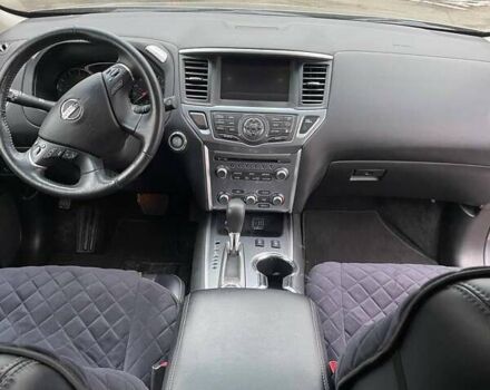 Серый Ниссан Патфайндер, объемом двигателя 3.5 л и пробегом 128 тыс. км за 18300 $, фото 9 на Automoto.ua