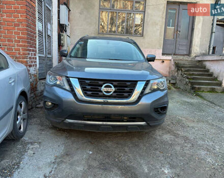 Серый Ниссан Патфайндер, объемом двигателя 3.5 л и пробегом 147 тыс. км за 12200 $, фото 1 на Automoto.ua