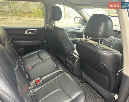 Серый Ниссан Патфайндер, объемом двигателя 3.5 л и пробегом 147 тыс. км за 12200 $, фото 8 на Automoto.ua