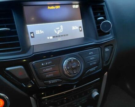 Сірий Ніссан Патфайндер, об'ємом двигуна 3.5 л та пробігом 33 тис. км за 22500 $, фото 4 на Automoto.ua