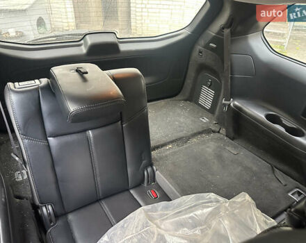 Серый Ниссан Патфайндер, объемом двигателя 3.5 л и пробегом 147 тыс. км за 12200 $, фото 9 на Automoto.ua