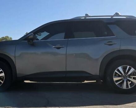 Серый Ниссан Патфайндер, объемом двигателя 3.5 л и пробегом 50 тыс. км за 37500 $, фото 1 на Automoto.ua