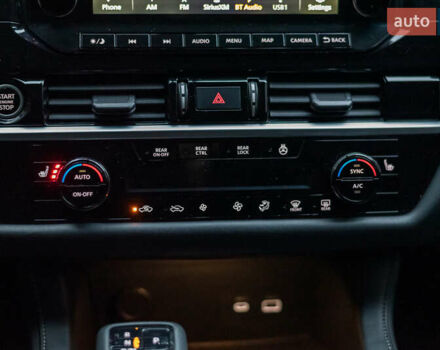 Сірий Ніссан Патфайндер, об'ємом двигуна 3.5 л та пробігом 52 тис. км за 33900 $, фото 30 на Automoto.ua