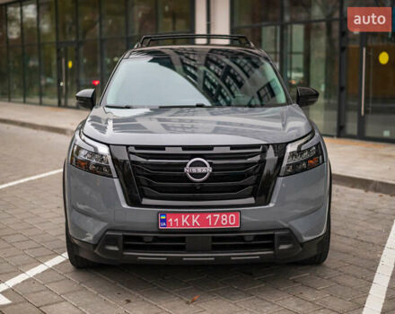 Сірий Ніссан Патфайндер, об'ємом двигуна 3.5 л та пробігом 52 тис. км за 33900 $, фото 5 на Automoto.ua