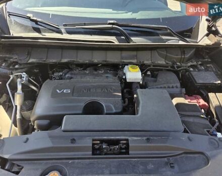 Серый Ниссан Патфайндер, объемом двигателя 3.5 л и пробегом 50 тыс. км за 37500 $, фото 9 на Automoto.ua