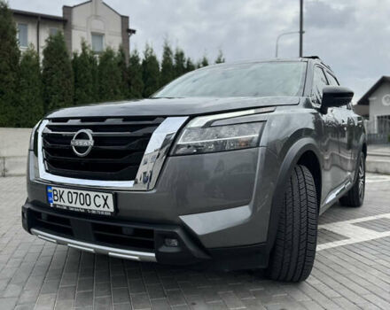 Ніссан Патфайндер 2022 у Рівному на Automoto.ua Сірий Ніссан Патфайндер, об'ємом двигуна 3.5 л та пробігом 53 тис. км за 37500 $, фото 7 на Automoto.ua