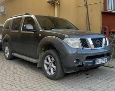 Сірий Ніссан Патфайндер, об'ємом двигуна 2.5 л та пробігом 3 тис. км за 4000 $, фото 1 на Automoto.ua