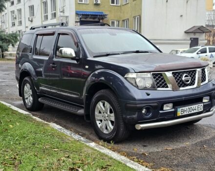 Серый Ниссан Патфайндер, объемом двигателя 2.5 л и пробегом 227 тыс. км за 8999 $, фото 1 на Automoto.ua