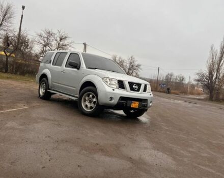 Серый Ниссан Патфайндер, объемом двигателя 2.5 л и пробегом 269 тыс. км за 5681 $, фото 1 на Automoto.ua