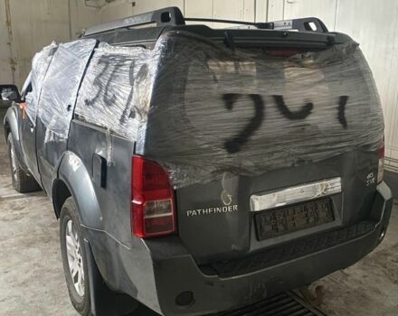 Серый Ниссан Патфайндер, объемом двигателя 0 л и пробегом 200 тыс. км за 3500 $, фото 1 на Automoto.ua