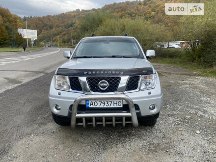 Ніссан Патфайндер 2008 у Рахове на Automoto.ua Сірий Ніссан Патфайндер, об'ємом двигуна 2.49 л та пробігом 292 тис. км за 13000 $, фото 1 на Automoto.ua