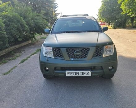 Серый Ниссан Патфайндер, объемом двигателя 2 л и пробегом 300 тыс. км за 3800 $, фото 1 на Automoto.ua