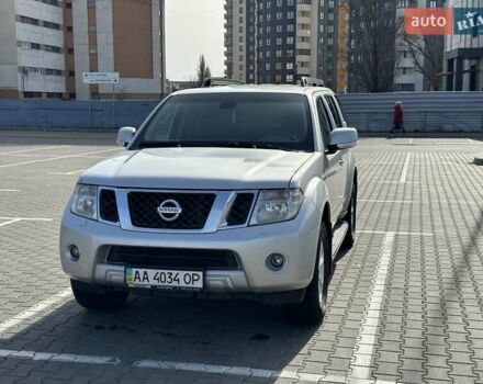 Серый Ниссан Патфайндер, объемом двигателя 2.5 л и пробегом 330 тыс. км за 12900 $, фото 1 на Automoto.ua