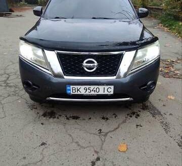 Серый Ниссан Патфайндер, объемом двигателя 3.5 л и пробегом 205 тыс. км за 11800 $, фото 1 на Automoto.ua