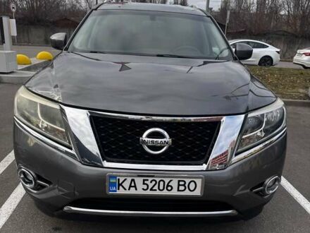 Ніссан Патфайндер 2014 у Києві на Automoto.ua Сірий Ніссан Патфайндер, об'ємом двигуна 3.47 л та пробігом 122 тис. км за 15000 $, фото 1 на Automoto.ua