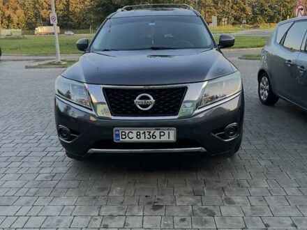 Ниссан Патфайндер 2014 в Стрые на Automoto.ua Серый Ниссан Патфайндер, объемом двигателя 3.5 л и пробегом 240 тыс. км за 10000 $, фото 1 на Automoto.ua
