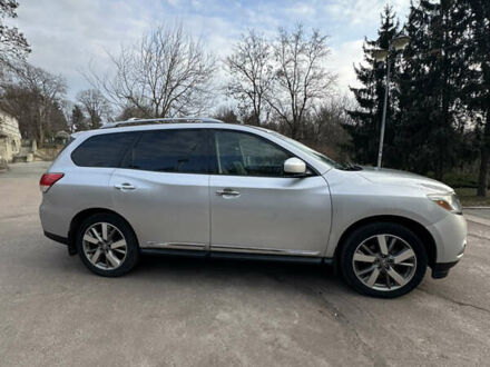 Сірий Ніссан Патфайндер, об'ємом двигуна 3.5 л та пробігом 169 тис. км за 13900 $, фото 1 на Automoto.ua